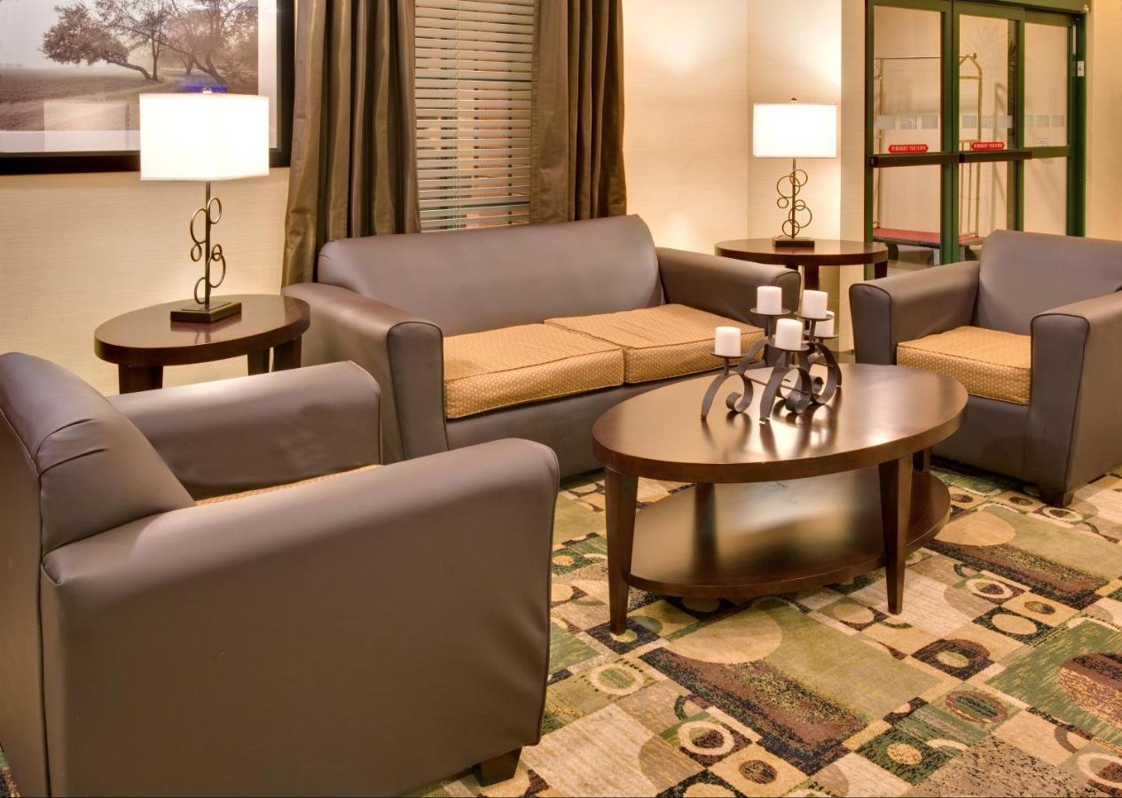 Holiday Inn Express Hotel & Suites Pleasant Prairie-Kenosha By Ihg Екстериор снимка